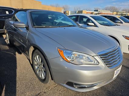 2013 Chrysler 200 Winona MN