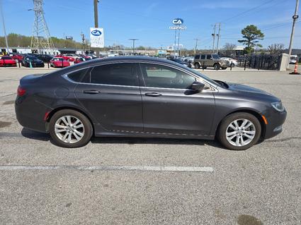 2016 Chrysler 200 Memphis TN