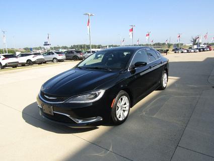 2015 Chrysler 200 Effingham IL