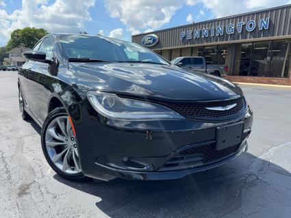 2015 Chrysler 200 Centralia IL