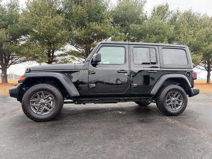 2024 Jeep Wrangler Taylorville IL