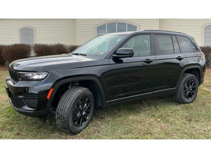 2025 Jeep Grand Cherokee Lewisburg WV
