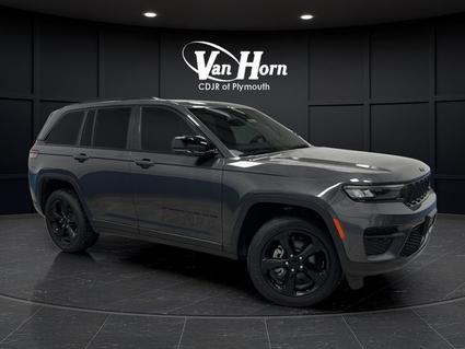 2023 Jeep Grand Cherokee Plymouth WI