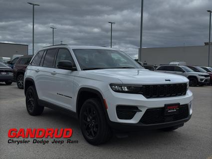 2025 Jeep Grand Cherokee Green Bay WI