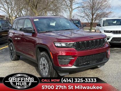 2025 Jeep Grand Cherokee Milwaukee WI