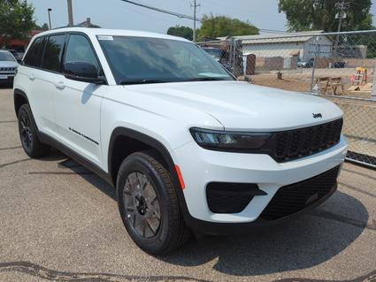 2025 Jeep Grand Cherokee Winona MN