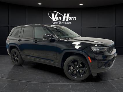 2023 Jeep Grand Cherokee Plymouth WI