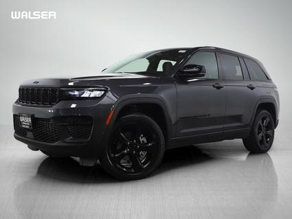 2023 Jeep Grand Cherokee Hopkins MN