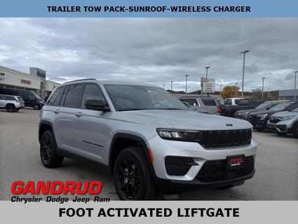 2025 Jeep Grand Cherokee Green Bay WI