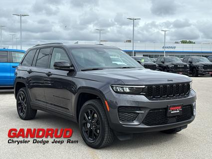 2025 Jeep Grand Cherokee Green Bay WI