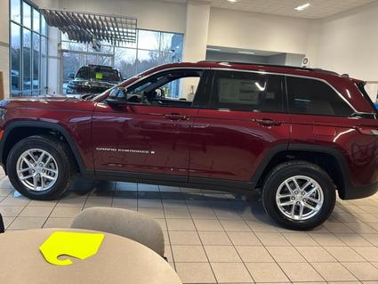 2025 Jeep Grand Cherokee Slinger WI