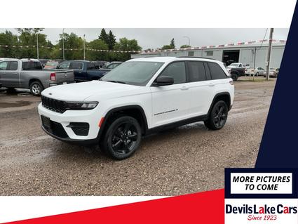 2023 Jeep Grand Cherokee Devils Lake ND
