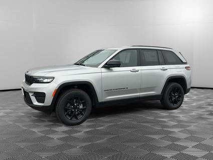 2025 Jeep Grand Cherokee Antigo WI