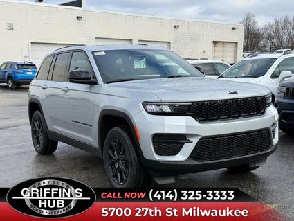 2025 Jeep Grand Cherokee Milwaukee WI