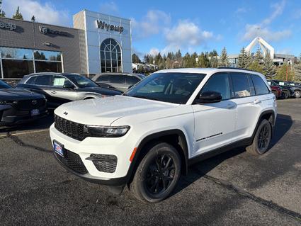 2025 Jeep Grand Cherokee Pullman WA