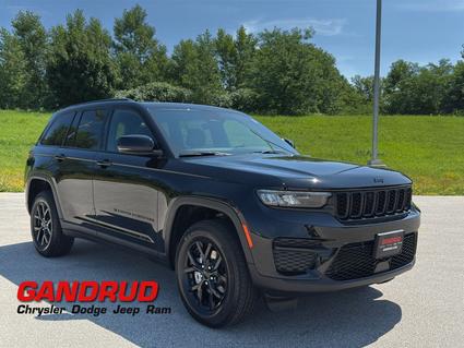 2025 Jeep Grand Cherokee Green Bay WI