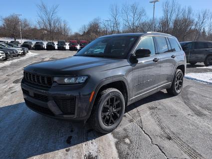 2026 Jeep Grand Cherokee Slinger WI