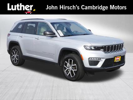 2024 Jeep Grand Cherokee Cambridge MN
