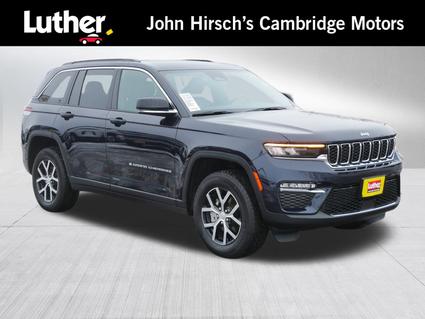 2025 Jeep Grand Cherokee Cambridge MN