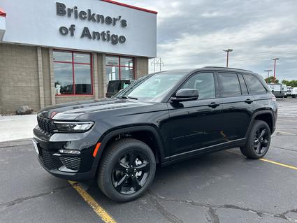 2025 Jeep Grand Cherokee Antigo WI