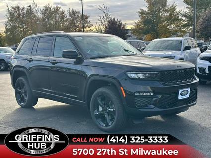 2025 Jeep Grand Cherokee Milwaukee WI