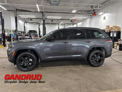 2024 Jeep Grand Cherokee Green Bay WI