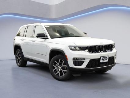 2025 Jeep Grand Cherokee Milwaukee WI