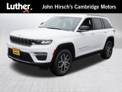 2025 Jeep Grand Cherokee Cambridge MN