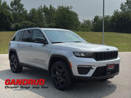 2025 Jeep Grand Cherokee Green Bay WI