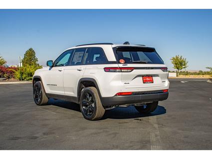 2025 Jeep Grand Cherokee Mountain Home ID
