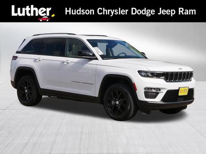 2022 Jeep Grand Cherokee Hudson WI