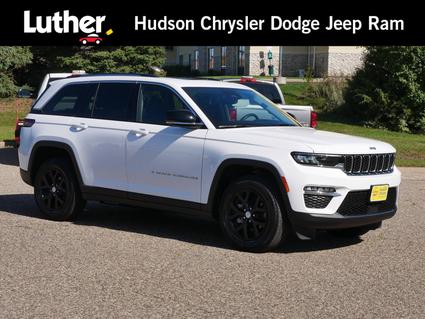 2022 Jeep Grand Cherokee Hudson WI