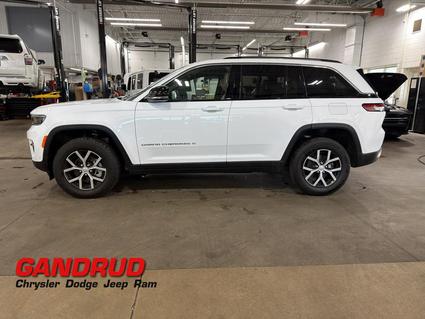 2024 Jeep Grand Cherokee Green Bay WI