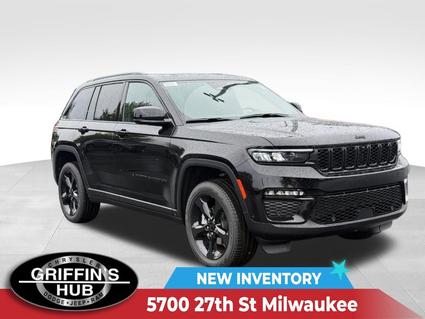 2025 Jeep Grand Cherokee Milwaukee WI