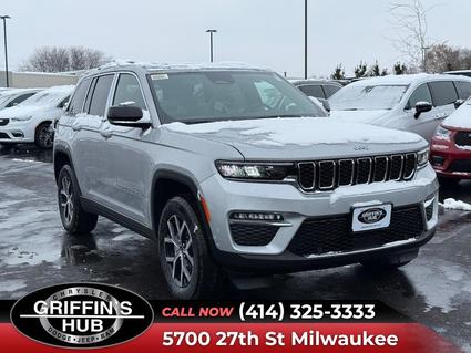 2025 Jeep Grand Cherokee Milwaukee WI