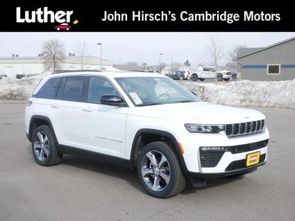 2026 Jeep Grand Cherokee Cambridge MN