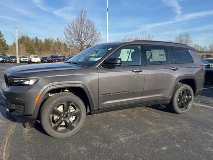 2025 Jeep Grand Cherokee L Slinger WI
