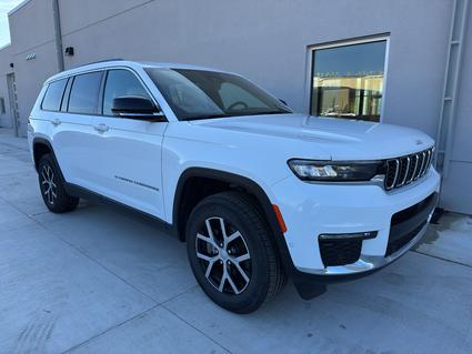 2024 Jeep Grand Cherokee L Winona MN