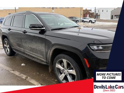 2022 Jeep Grand Cherokee L Devils Lake ND