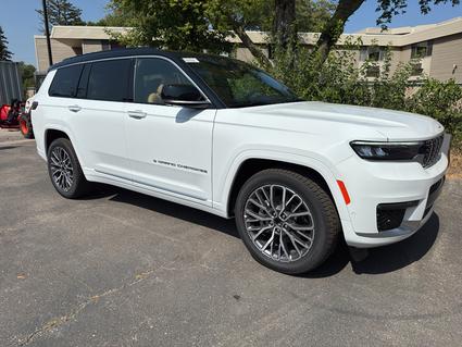 2025 Jeep Grand Cherokee L Winona MN