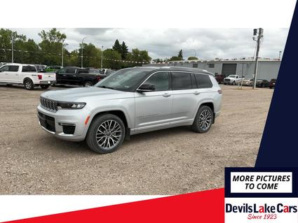2021 Jeep Grand Cherokee L Devils Lake ND