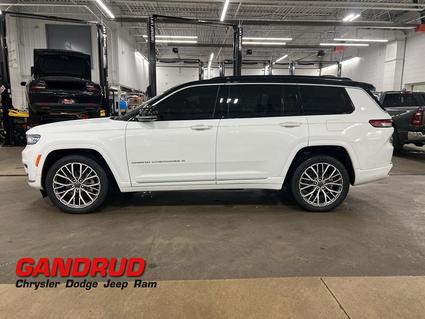 2025 Jeep Grand Cherokee L Green Bay WI