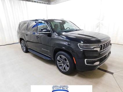 2024 Jeep Wagoneer L Saukville WI