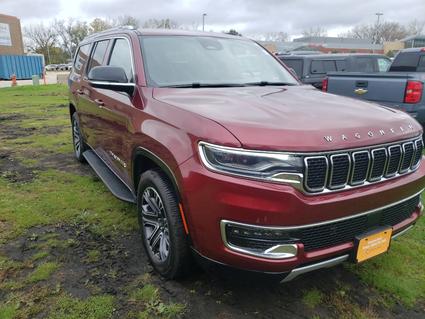 2023 Jeep Wagoneer L Winona MN