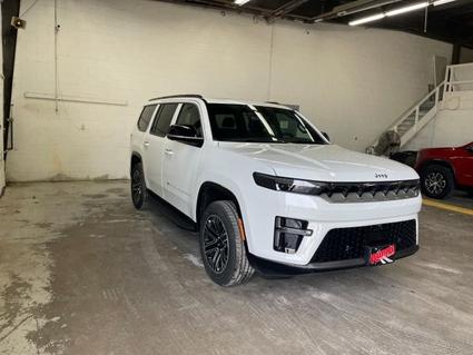 2026 Jeep Grand Wagoneer Hazel Green WI