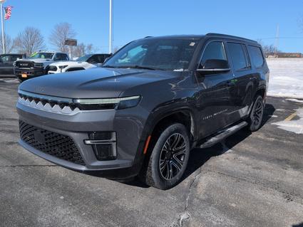 2026 Jeep Grand Wagoneer Slinger WI