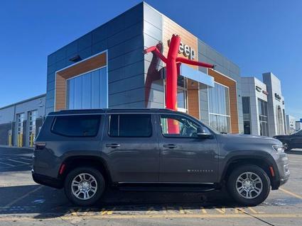 2023 Jeep Wagoneer Plymouth WI