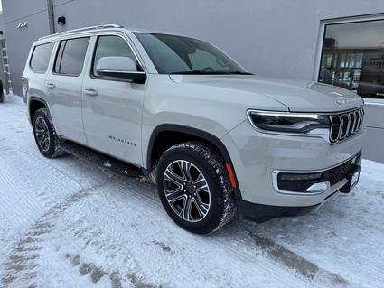 2022 Jeep Wagoneer Winona MN