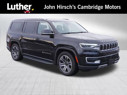 2022 Jeep Wagoneer Cambridge MN