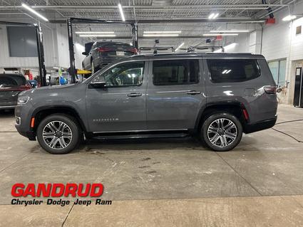 2022 Jeep Wagoneer Green Bay WI